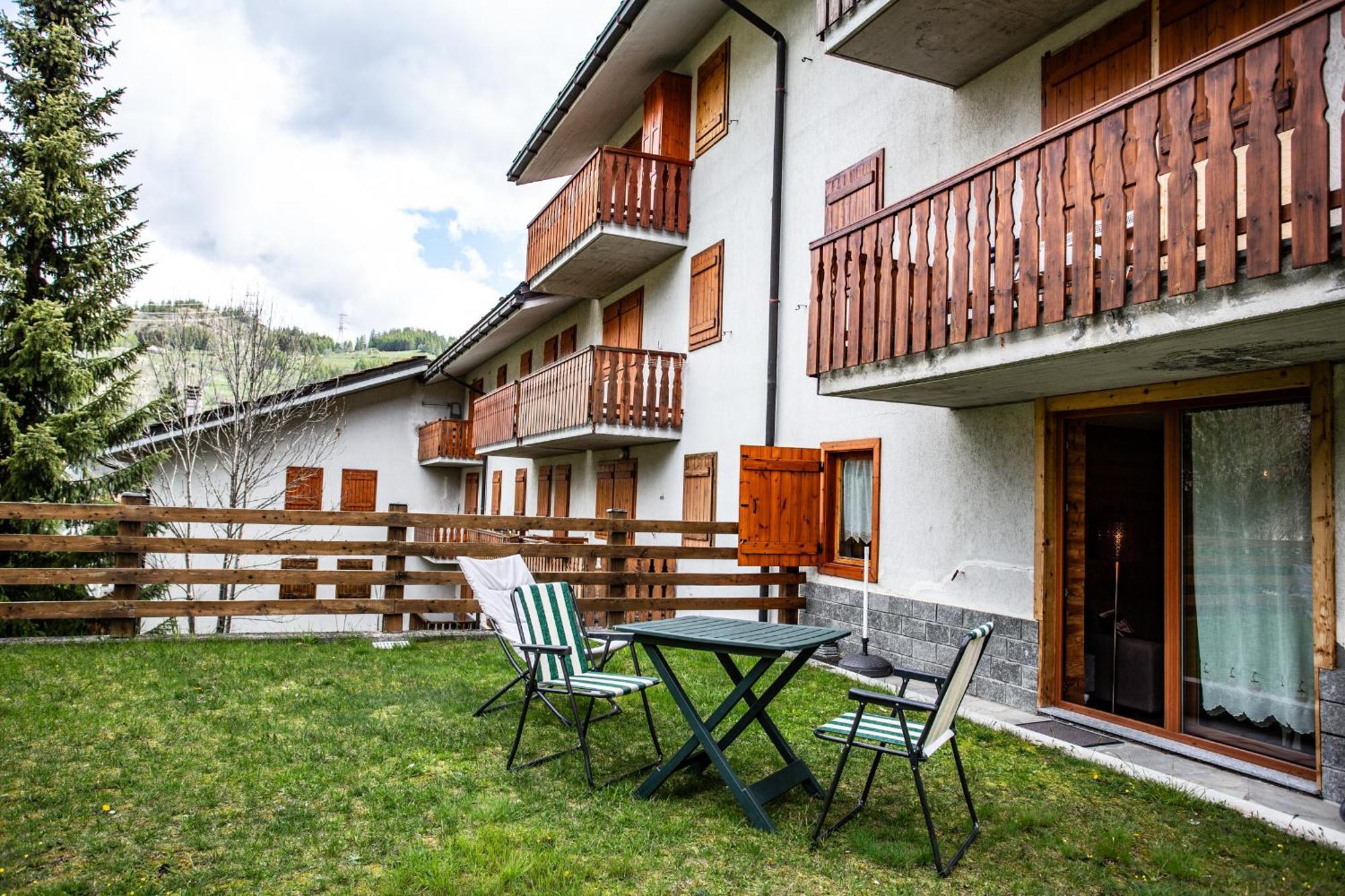 La Casa Di Matilde - Trilocale Vicinissimo Alle Piste Da Sci La Thuile Εξωτερικό φωτογραφία