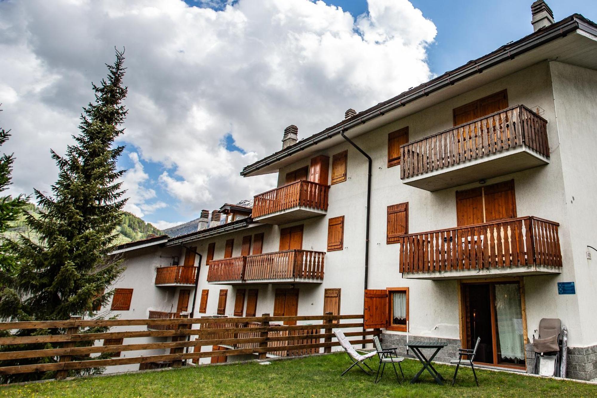 La Casa Di Matilde - Trilocale Vicinissimo Alle Piste Da Sci La Thuile Εξωτερικό φωτογραφία